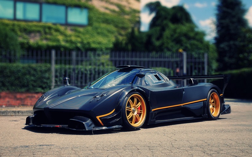 帕加尼Pagani Automobili S.p.A.圖片