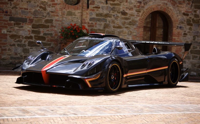 帕加尼Pagani Automobili S.p.A.圖片