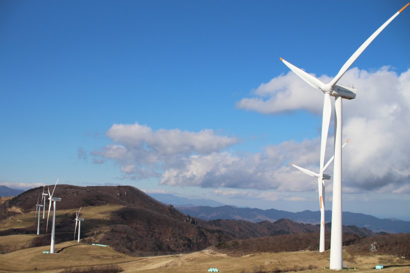 風力發電的風力發電機圖片