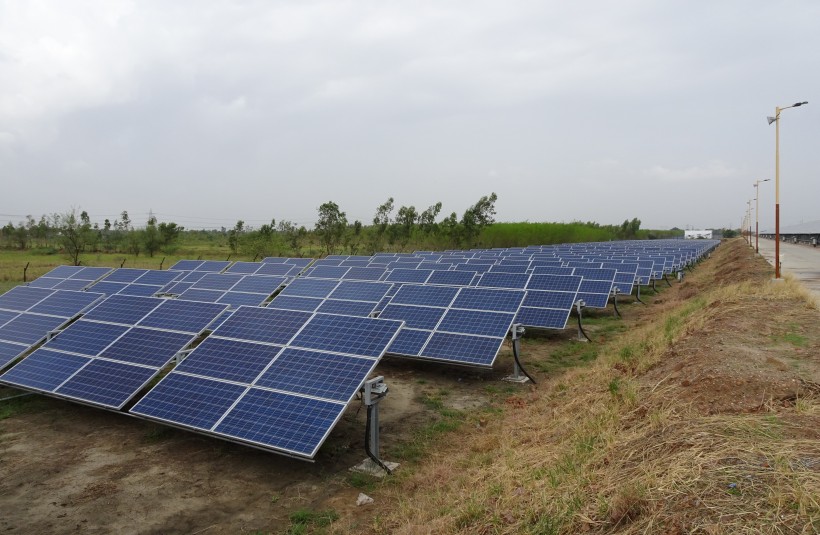 太陽能電池闆圖片