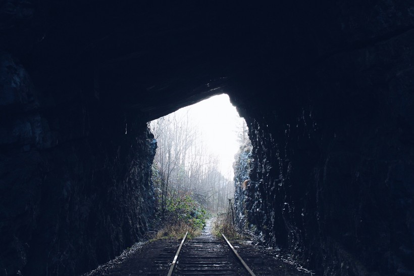 火車隧道圖片