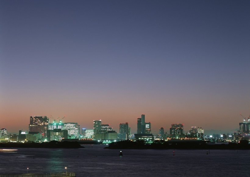 繁華都市夜景圖片