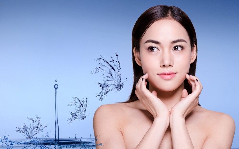 補水美白廣告美女背景圖片