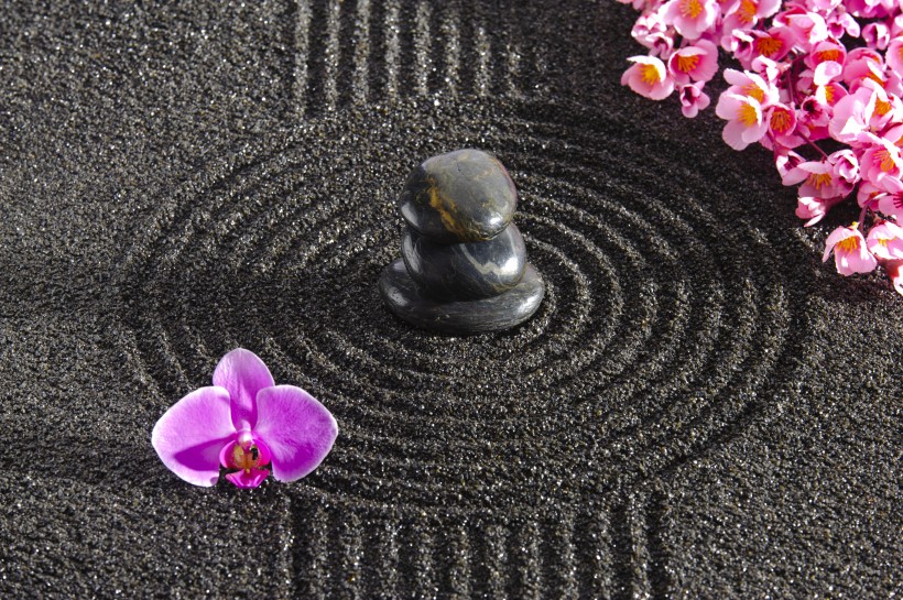 沙子鵝卵石養生圖片