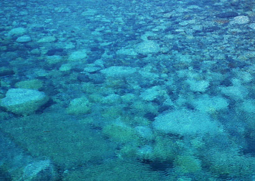 湖面水波紋圖片