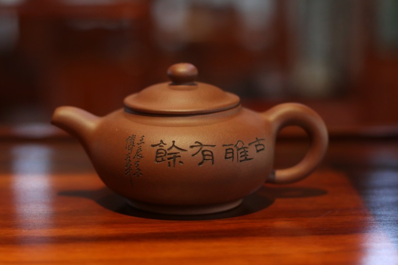 精緻中國風茶具茶壺圖片