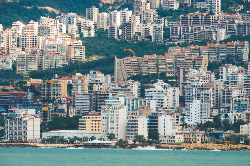 密密麻麻的城市建築圖片