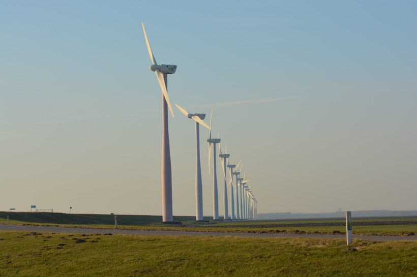 風力發電的風力發電機圖片