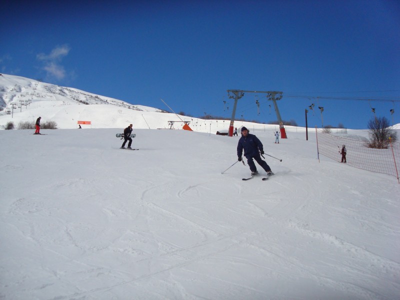 戶外滑雪運動圖片