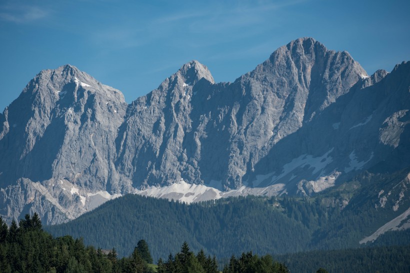 奧地利頂石山自然風景圖片