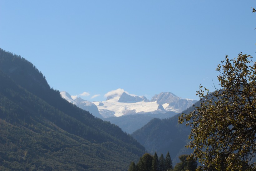 奧地利頂石山自然風景圖片