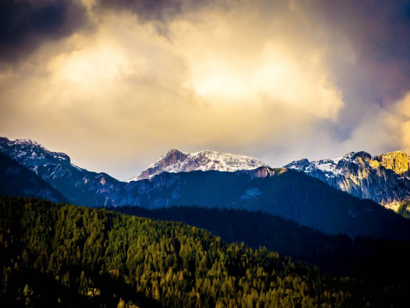 奧地利頂石山自然風景圖片