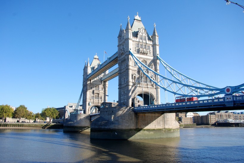 英國倫敦塔橋建築風景圖片
