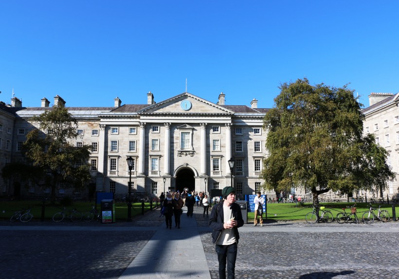 英國愛爾蘭都柏林聖三一學院建築風景圖片